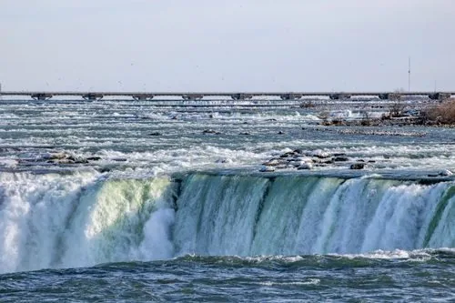 Niagara Falls Party Bus Tours from Toronto
